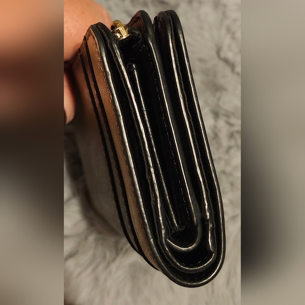 Marc Jacobs Colorblock Wallet - Picture 9 of 12